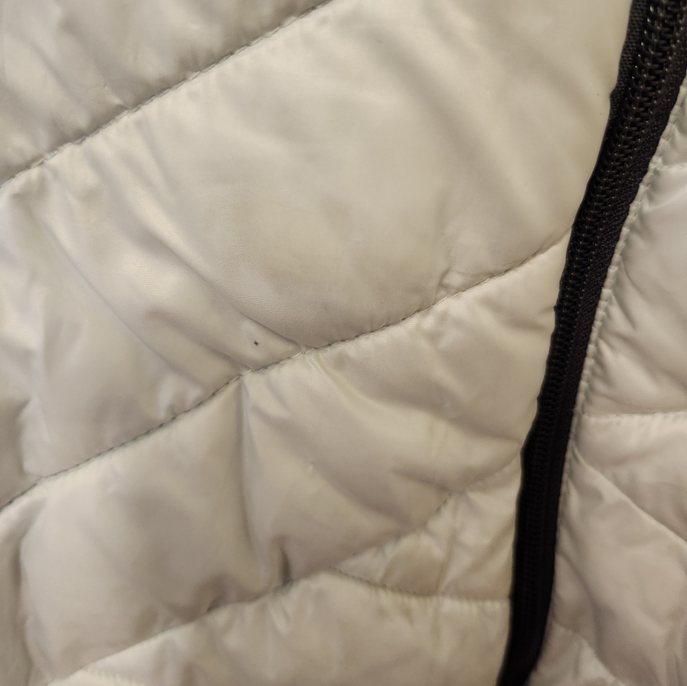 COLUMBIA Light Blue Quilted Jacket, Size L, VGUC, Slight discolored patch - Picture 8 of 8